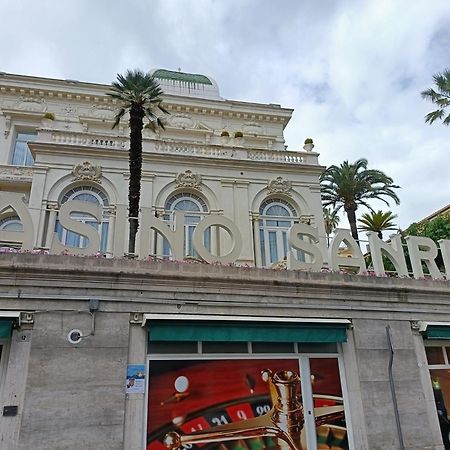 Casa Francesca Con Parcheggio Gratuito Apartman San Remo Kültér fotó