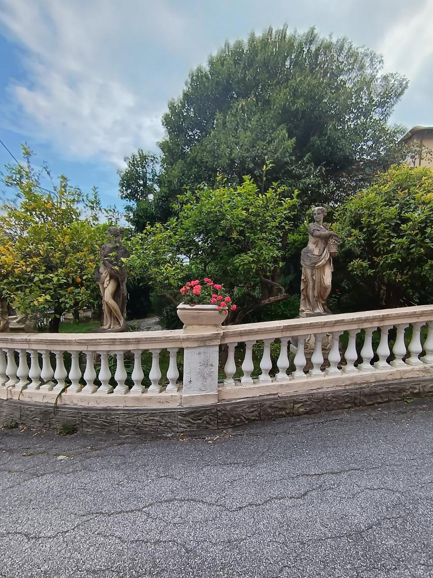 Casa Francesca Con Parcheggio Gratuito Apartman San Remo Kültér fotó