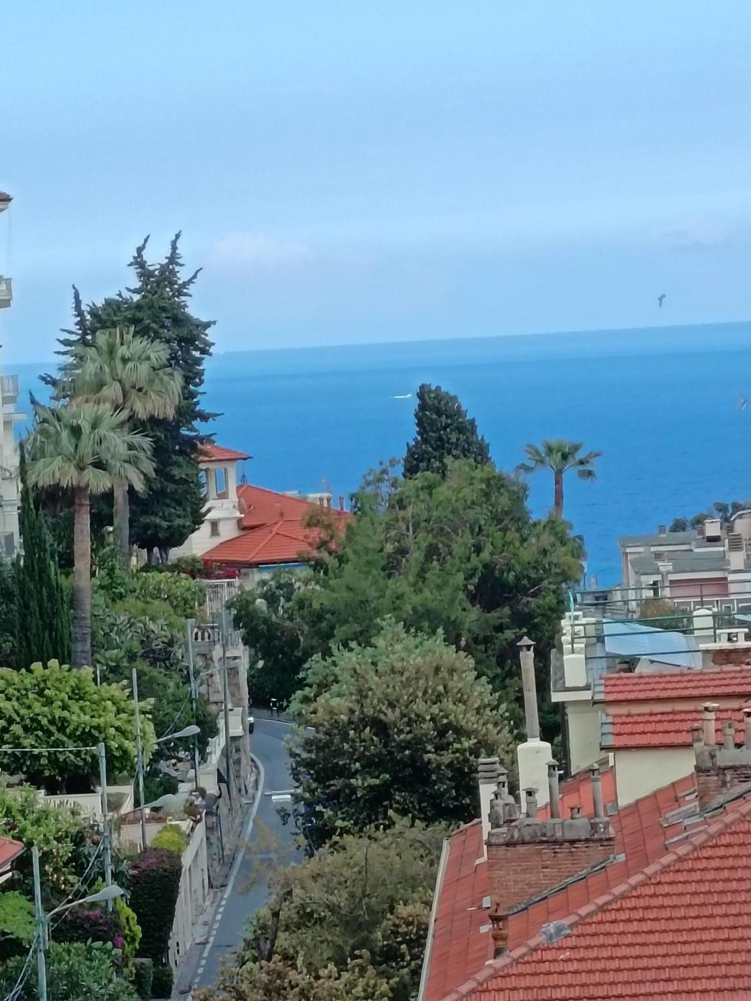 Casa Francesca Con Parcheggio Gratuito Apartman San Remo Kültér fotó