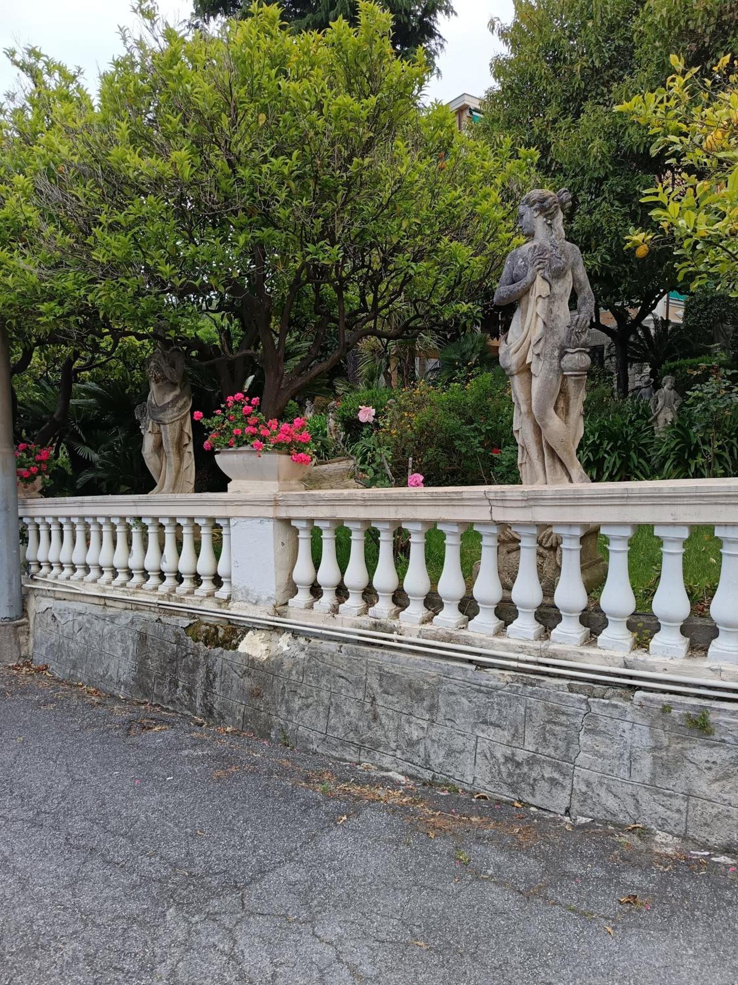 Casa Francesca Con Parcheggio Gratuito Apartman San Remo Kültér fotó
